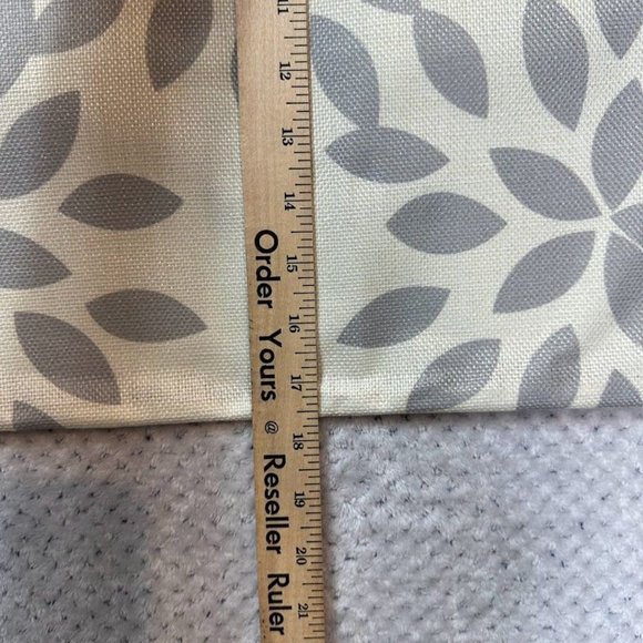 Unbranded 1 Pillowcase Cover Beige Grey Leaf Pattern Handmade Zip Closure Home - Picture 5 of 6
